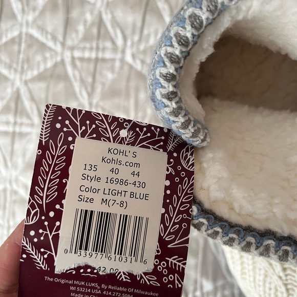 NWT Muk Luk Slippers size 7-8 - Picture 4 of 5